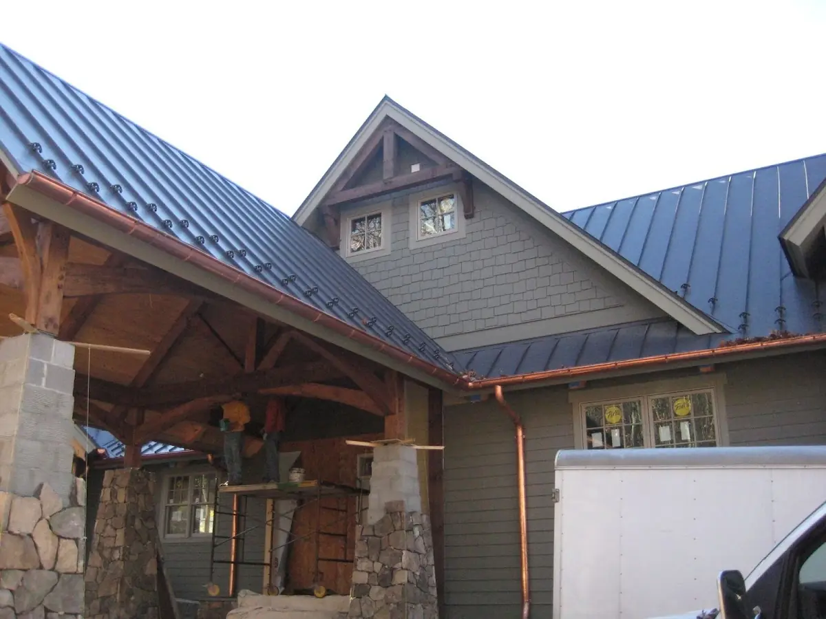 Craftsman Roofing team delivering quality roofing work in Seymour Knolls